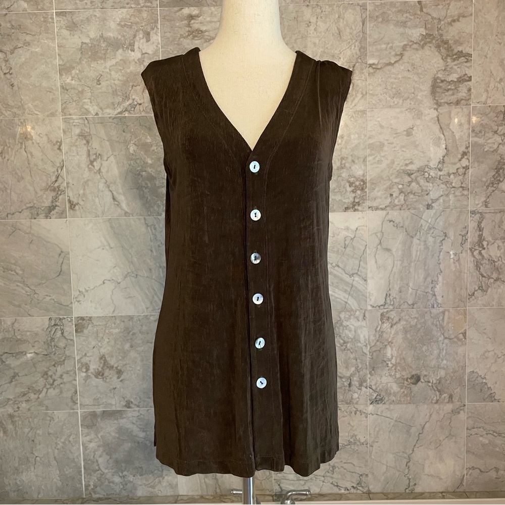 Chico’s Private Edition Button Up Sleeveless Top - Picture 2 of 8